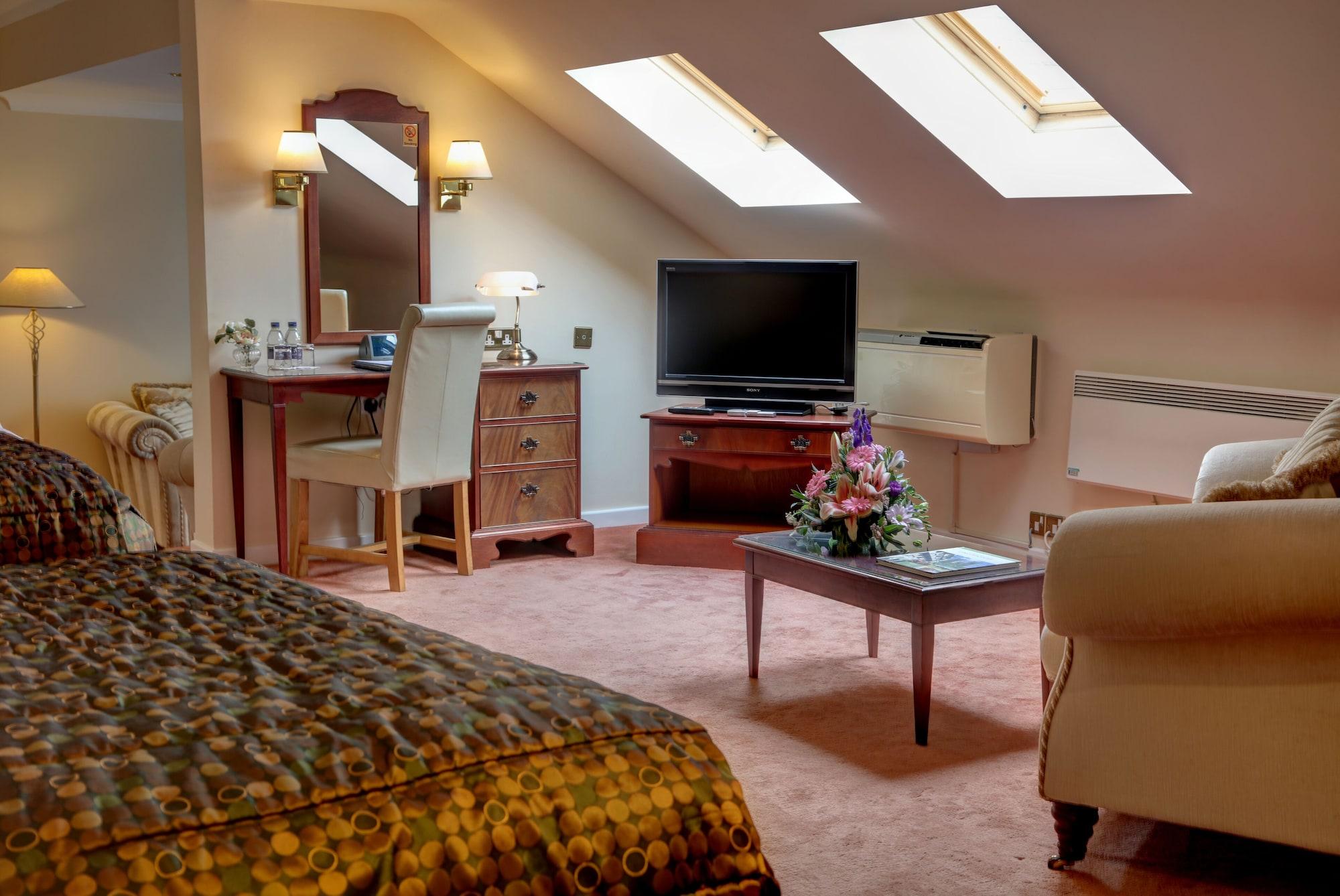 Best Western Plus Bentley Hotel, Leisure Club & Spa Thorpe on the Hill  Dış mekan fotoğraf