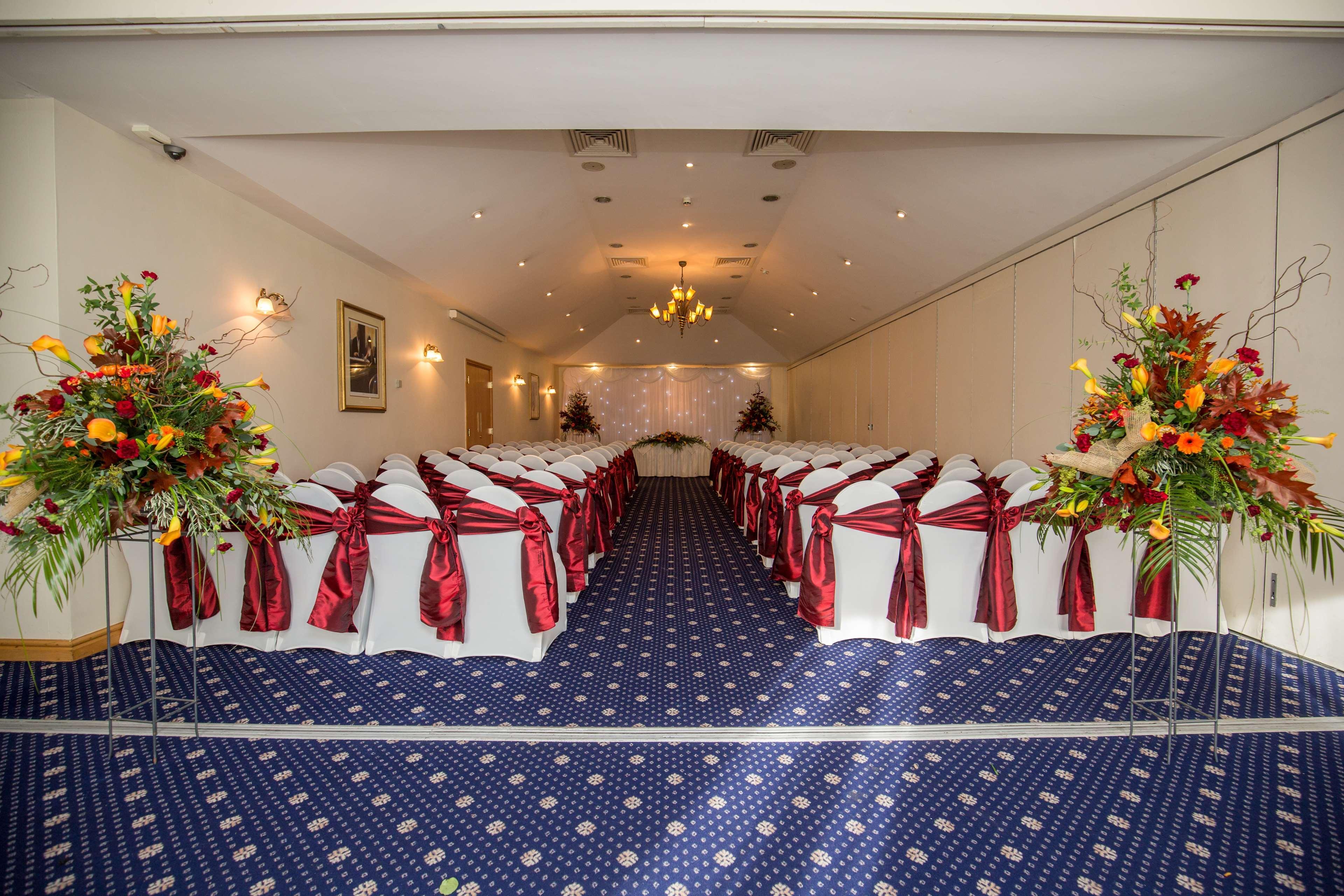 Best Western Plus Bentley Hotel, Leisure Club & Spa Thorpe on the Hill  Dış mekan fotoğraf