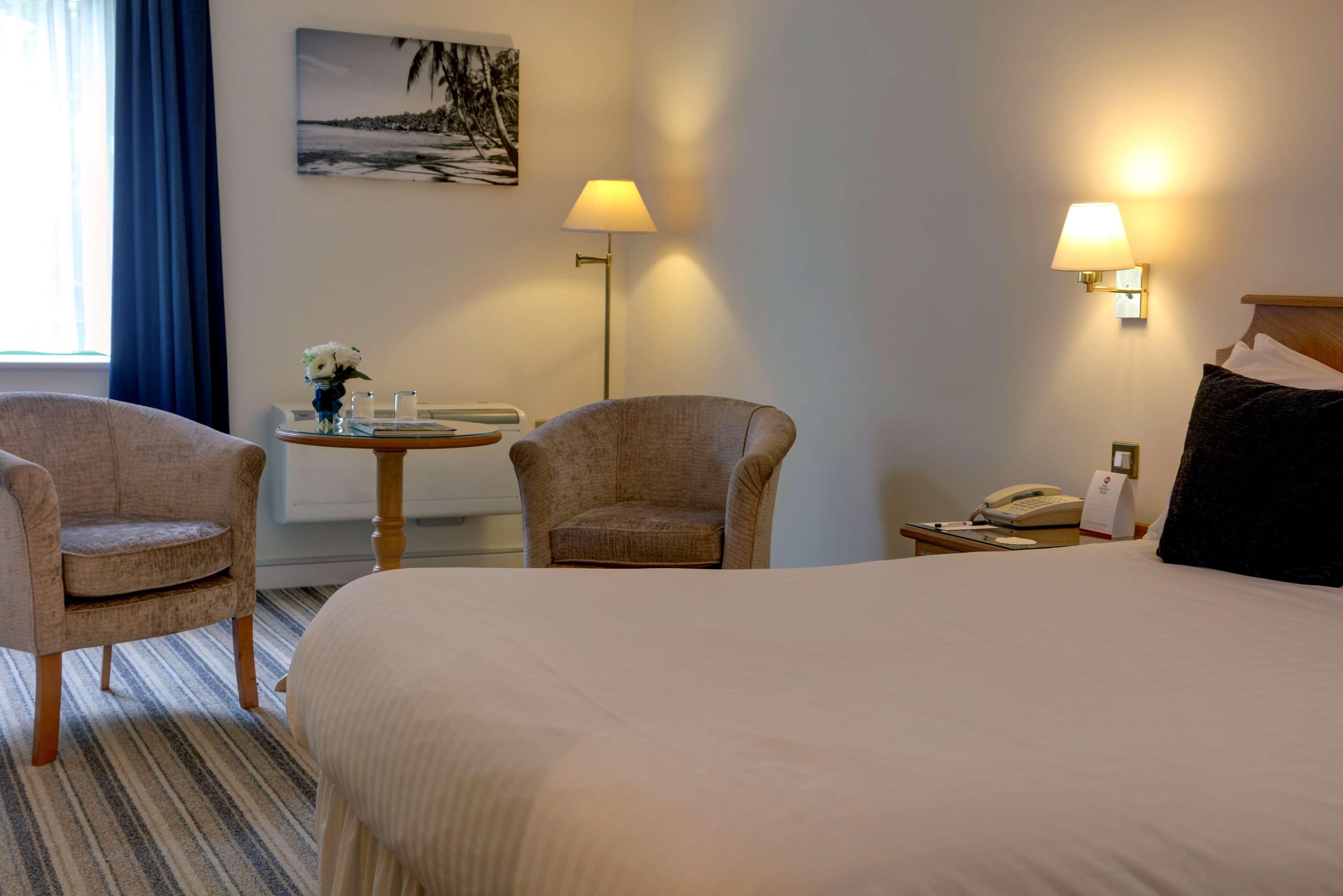 Best Western Plus Bentley Hotel, Leisure Club & Spa Thorpe on the Hill  Dış mekan fotoğraf