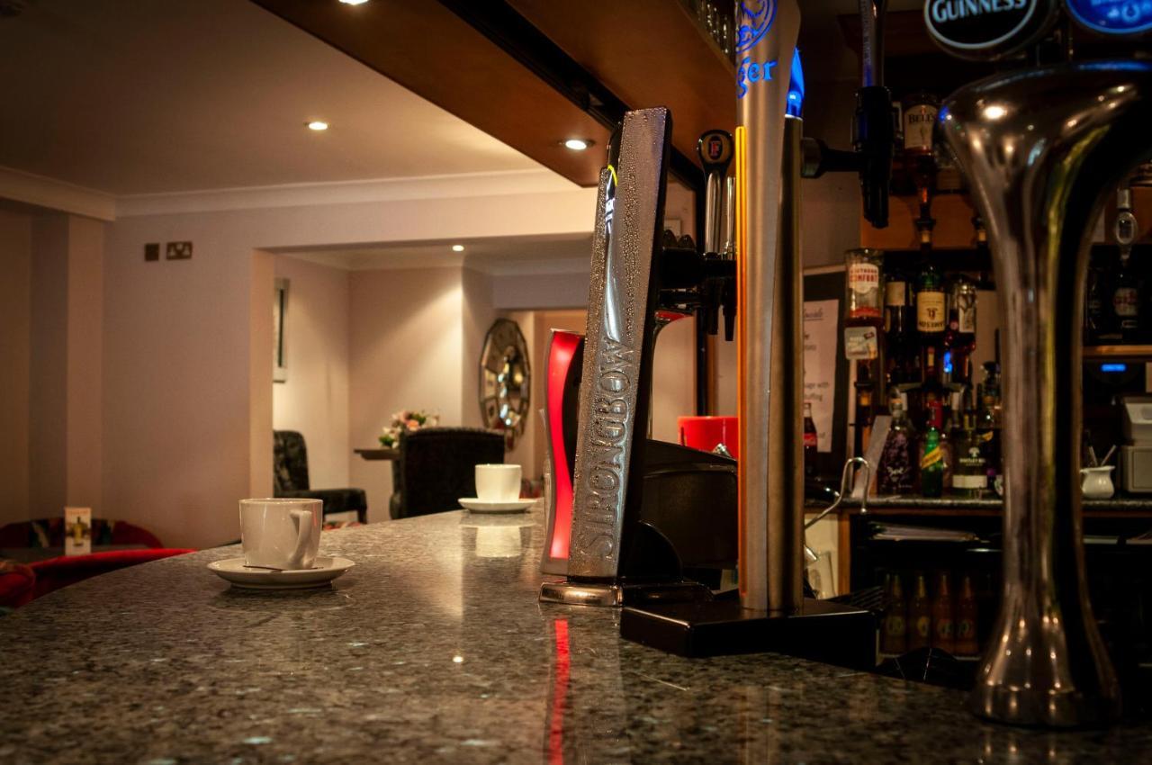 Best Western Plus Bentley Hotel, Leisure Club & Spa Thorpe on the Hill  Dış mekan fotoğraf