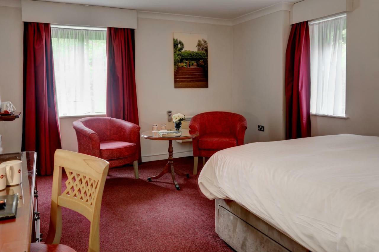 Best Western Plus Bentley Hotel, Leisure Club & Spa Thorpe on the Hill  Dış mekan fotoğraf